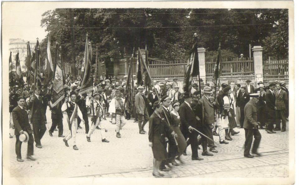 Протести на  Македонците во Софија 1922, каде барале Македонска Независна држава